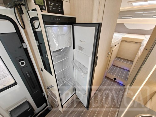 Interiér obytného vozu nobelART A-7000 Elegance - modelový rok 2025.